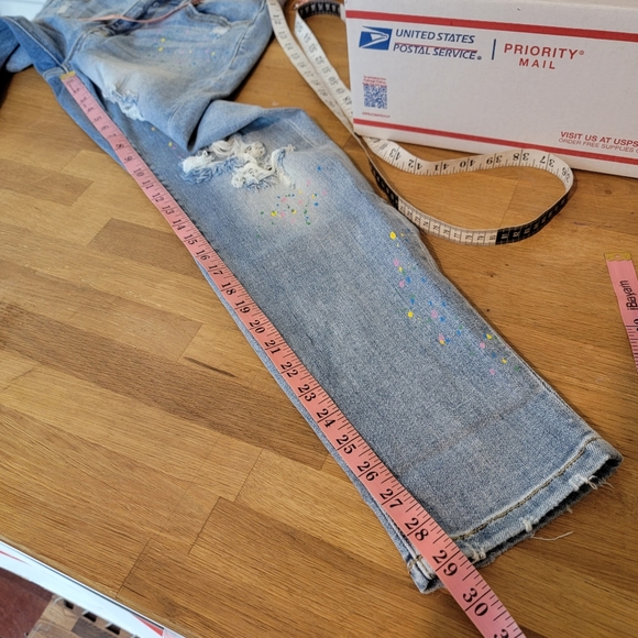 Judy Blue Light Blue Boyfriend Jeans - Picture 12 of 13